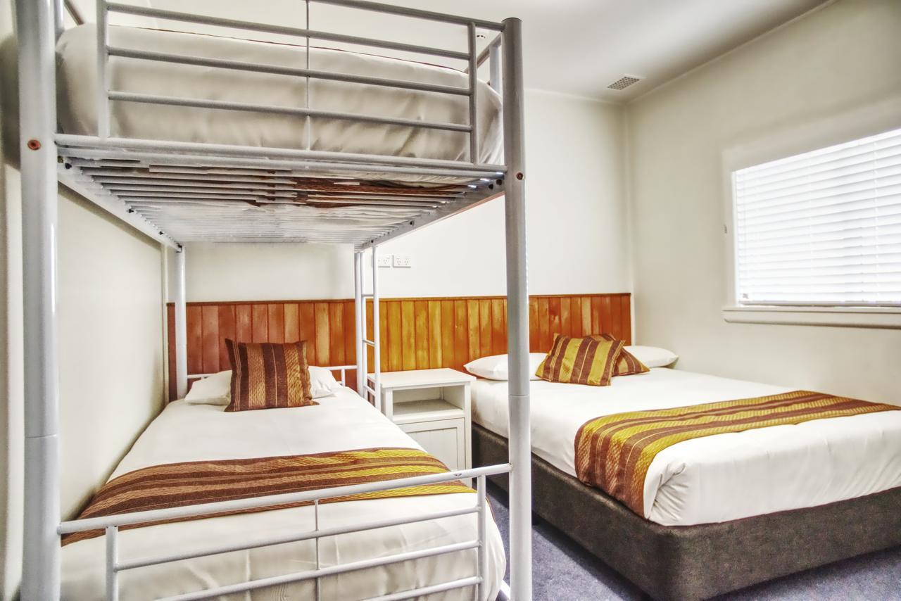 Selwyn Star Lodge Адаминаби Екстериор снимка