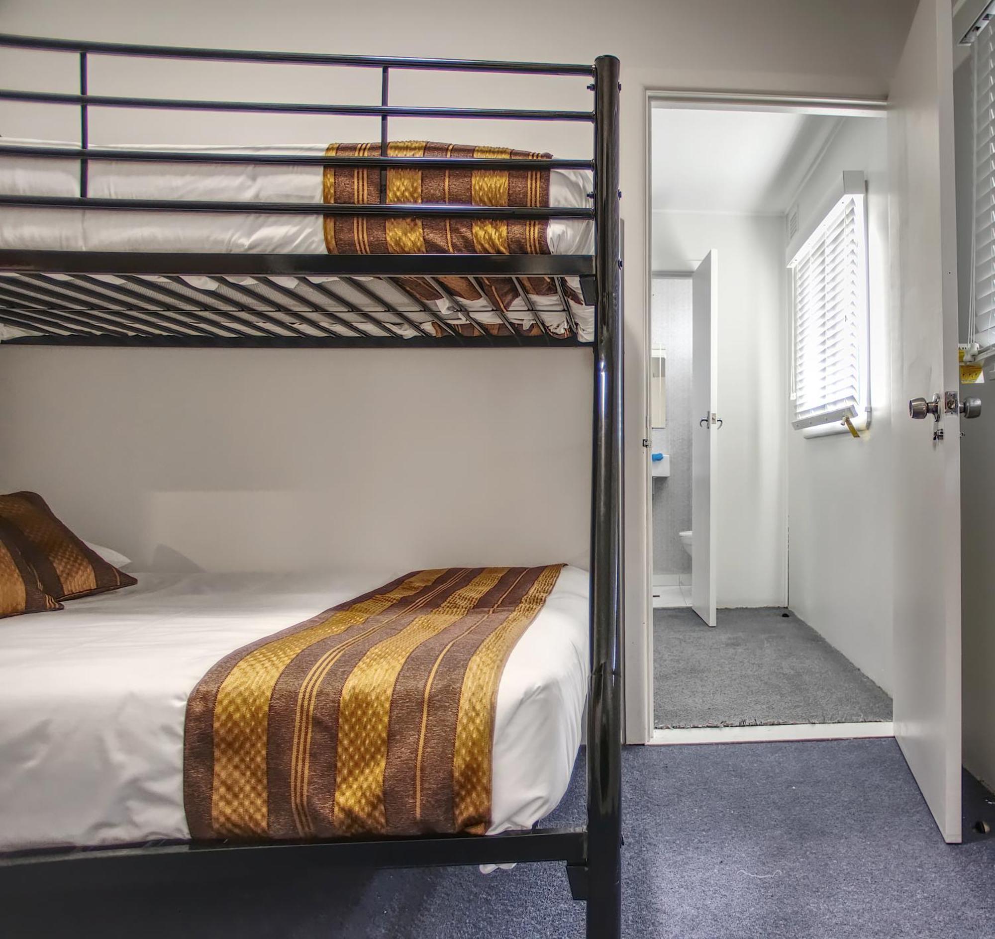 Selwyn Star Lodge Адаминаби Екстериор снимка